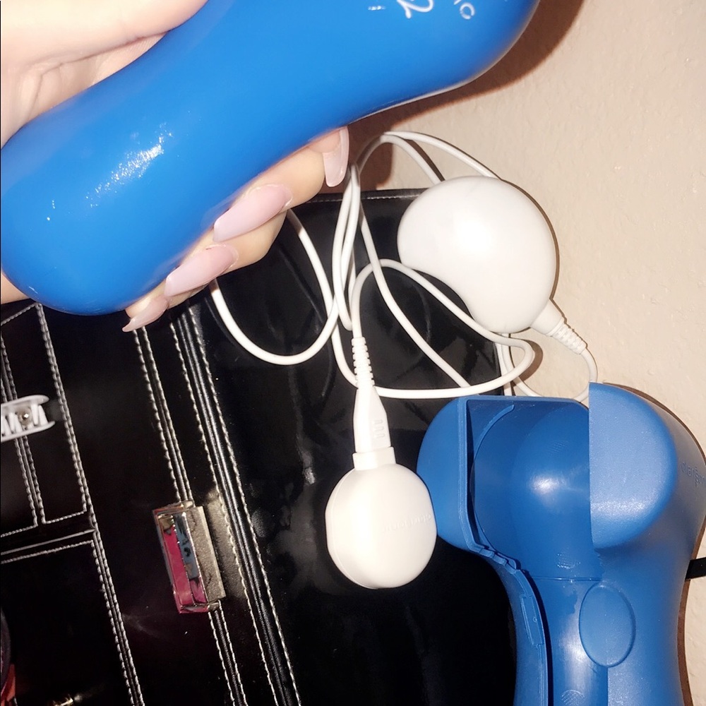 Clarisonic - Picture 2 of 5